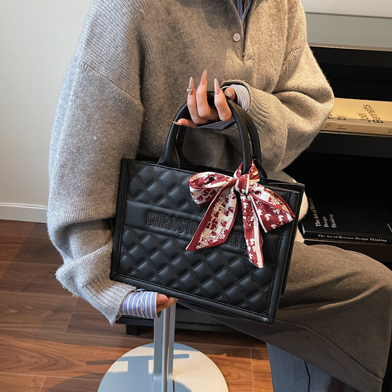 Bolso de hombro de moda coreana de estilo lingüístico de mujer nueva textura de alta calidad, gran capacidad, bolso de viaje universal