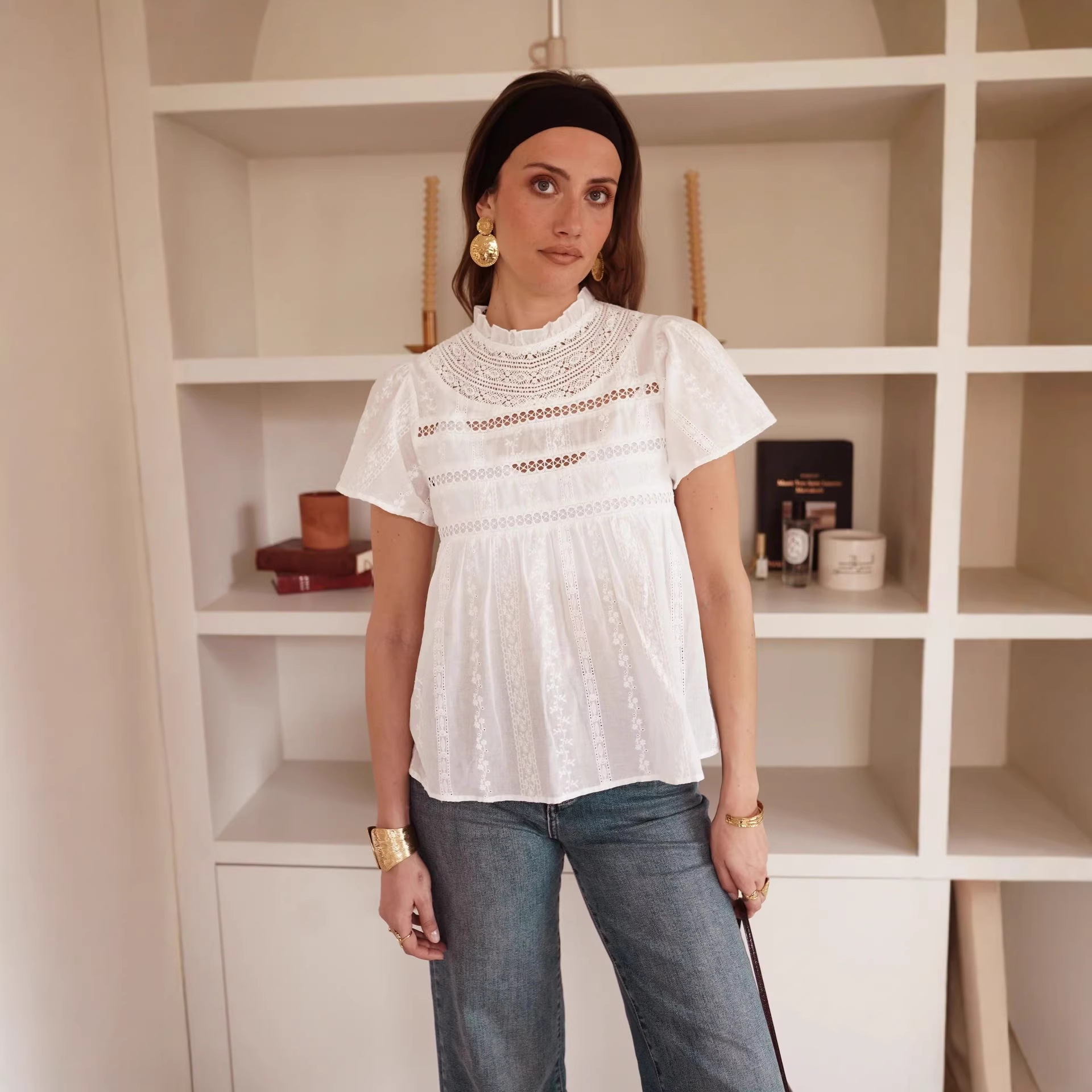 Transfronterizos Europa y América ropa de mujer de verano cuello de encaje hueco de manga corta Jacquard francés elegante camiseta de moda de cuello de encaje image 3