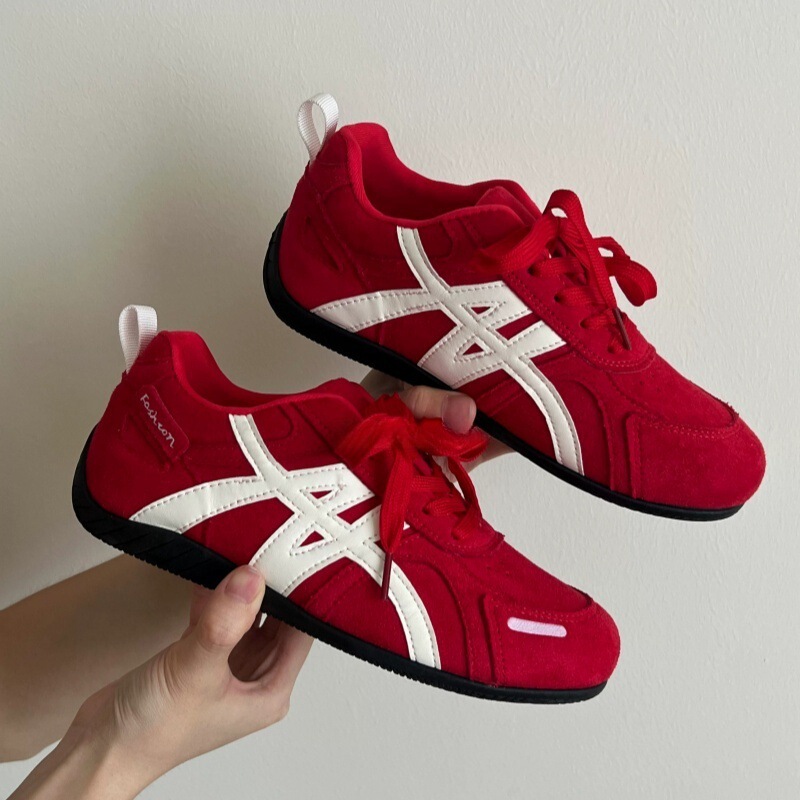 Women's German Training Shoes 2026 New Summer Retro Casual Sports Sneakers Versatile Ins White Shoes for Men Women's German Training Shoes 2026 New Summer Retro Casual Sports Sneakers Versatile Ins White Shoes for Men
