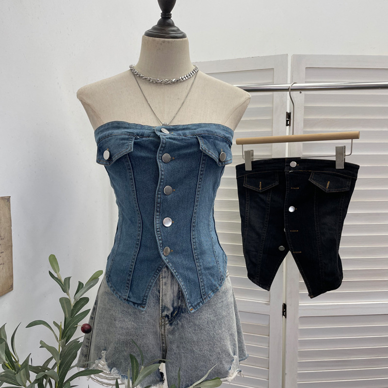 Real Shot of a Hot Girl's Denim Tube Top with Single-Breasted Design, One-Piece Slim Fit, Strapless Bustier Tank Top 2838