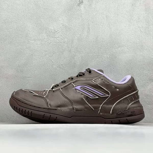 High-Quality Paris Dad Shoes with Vintage Graffiti Design, Distressed Sneakers for Couples, Retro-Style Sneakers, Versatile Sports Casual Trendy Shoes