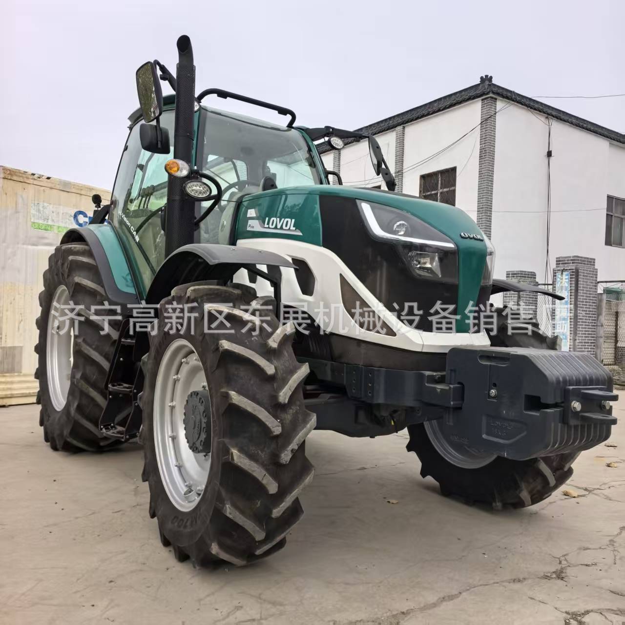 农用四驱阿波斯拖拉机 出口强牵引力农用拖拉机 农用四轮拖拉机