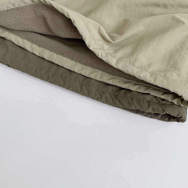 2025 invierno nuevo estilo para niños y niñas coreanos de la serie de camisetas de terciopelo calentador de ropa para niños y medianos