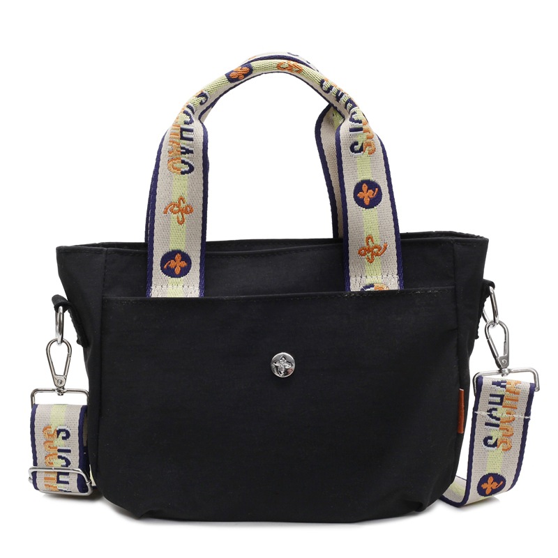 Versión coreana del bolso de moda para mujer 2025 verano nueva moda simple pequeño bolso cuadrado casual mensajero de viaje bolso especial