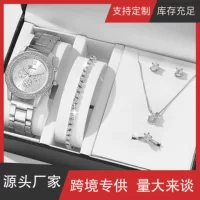5pcs/set стальной ремень женские часы поддельные три глаза дамы случайный корейский набор кварцевых часов (оранжевая коробка)
