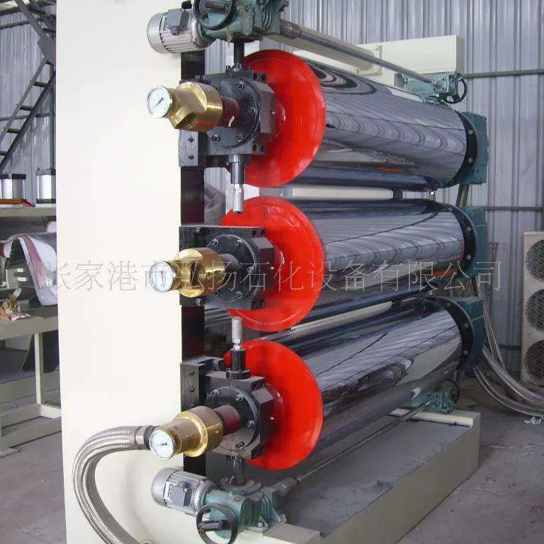 厂家生产三辊固定压光机 片材设备辅助机械 塑料薄膜压延机加工