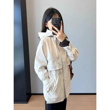 珍珠白可收腰显瘦气质中长款连帽风衣女秋季2024新F0911M