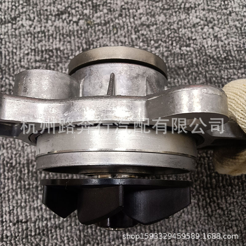 Suitable for Bentley Flying Spur Continental Gtw12 6.0 Engine Water Pump Coolant Pump 07D121008 B a