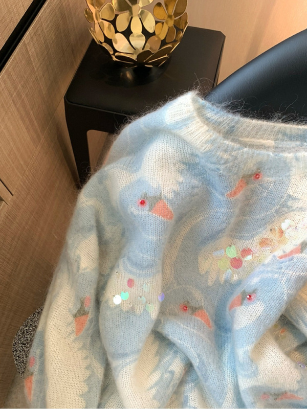 蓝色钉珠亮片马海毛毛衣女2025秋季新款慵懒风软糯别致减龄针织衫|undefined