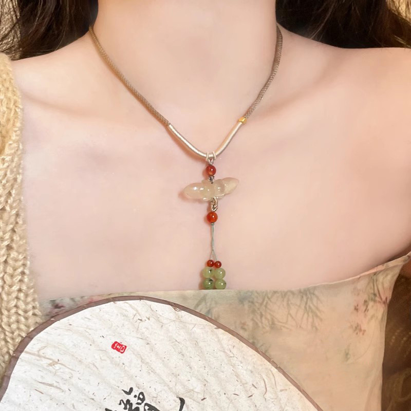 Ethnic pendant jade