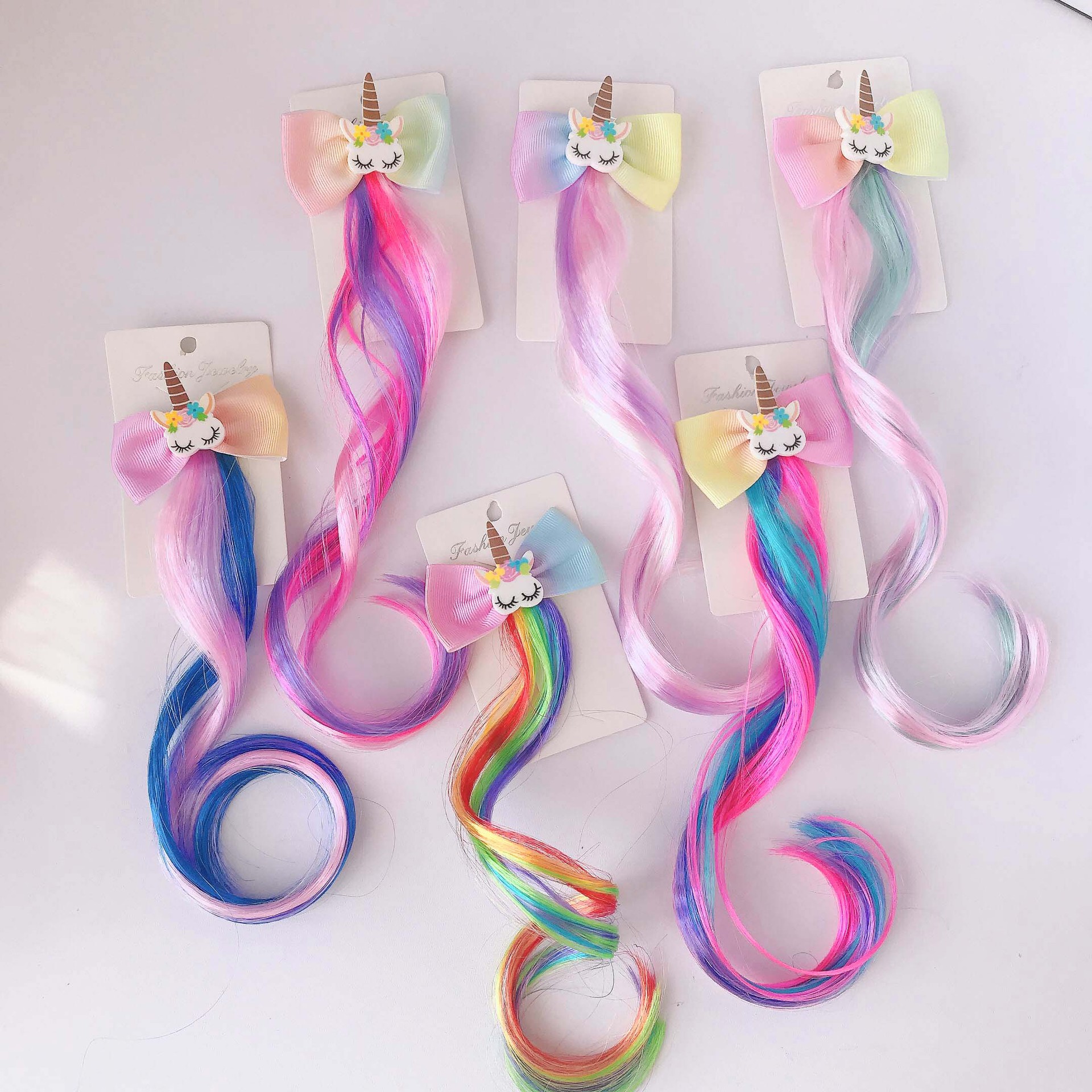 Children's Colorful Unicorn Wig Gradient Color Bow Wig Girls Cute Makeup Wig Hair Accessory Hairpin display picture 2