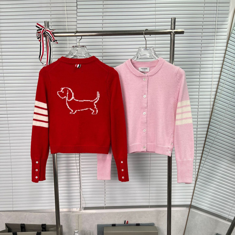 High-End Version of the New Year Red Back-Panel Dog Print Round Neck Five-Button Pure Wool Cardigan Women's Sweater Coat