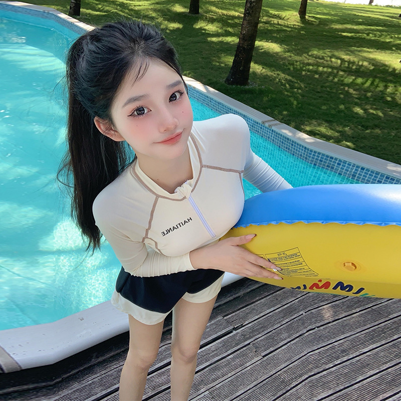 2026 Women's Two-Piece Long-Sleeve Diving Suit, Sun-Protective Quick-Dry Surfing and Snorkeling Suit, Rash Guard Set, Sun-Protective Swimwear