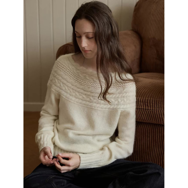 2026SS retro one-shoulder cable-knit top made from a soft and supple alpaca wool blend with a hollowed-out design 2026SS retro one-shoulder cable-knit top made from a soft and supple alpaca wool blend with a hollowed-out design
