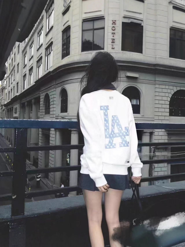 Correct Version of Mlb Korean Trendy Brand Presbyopia Series Sports and Leisure Large Logo Loose Round Neck Sweatshirt for Men and Women