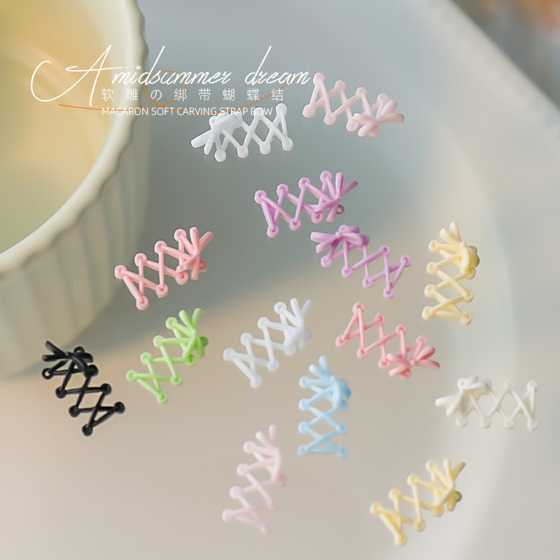 Accesorios de uñas de talla suave, lazo de cinta, rojo rosa, correa cruzada tridimensional, estilo de ballet, mezcla de color blanco y negro