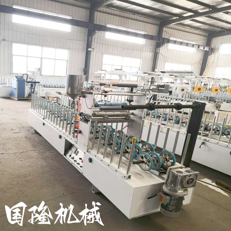 国隆供应 竹木纤维板覆膜机 格栅板包覆机 门边线格栅板包覆机