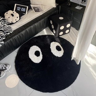 ��ɫ�ɐۈAú��͏d����A�ε�̺���Ҵ�߅�������m��ɫ�۾���̺��