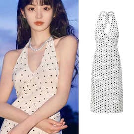 白色波点v领挂脖连衣裙女夏法式性感露背气质中长裙子