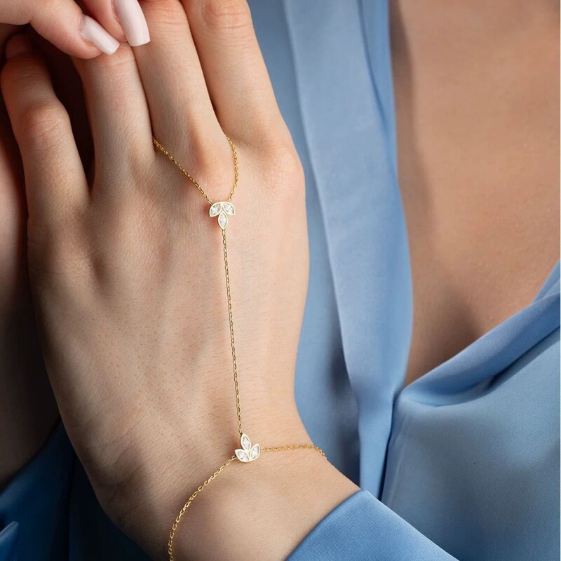 Cross-Border Popular Clover Zircon Finger Bracelet Versatile Simple Trendy Super Flash Bracelet Accessories Women's Bracelet