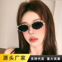 新款韩版猫眼镶钻椭圆太阳镜女潮墨镜个性风潮防晒时尚穿搭UV400