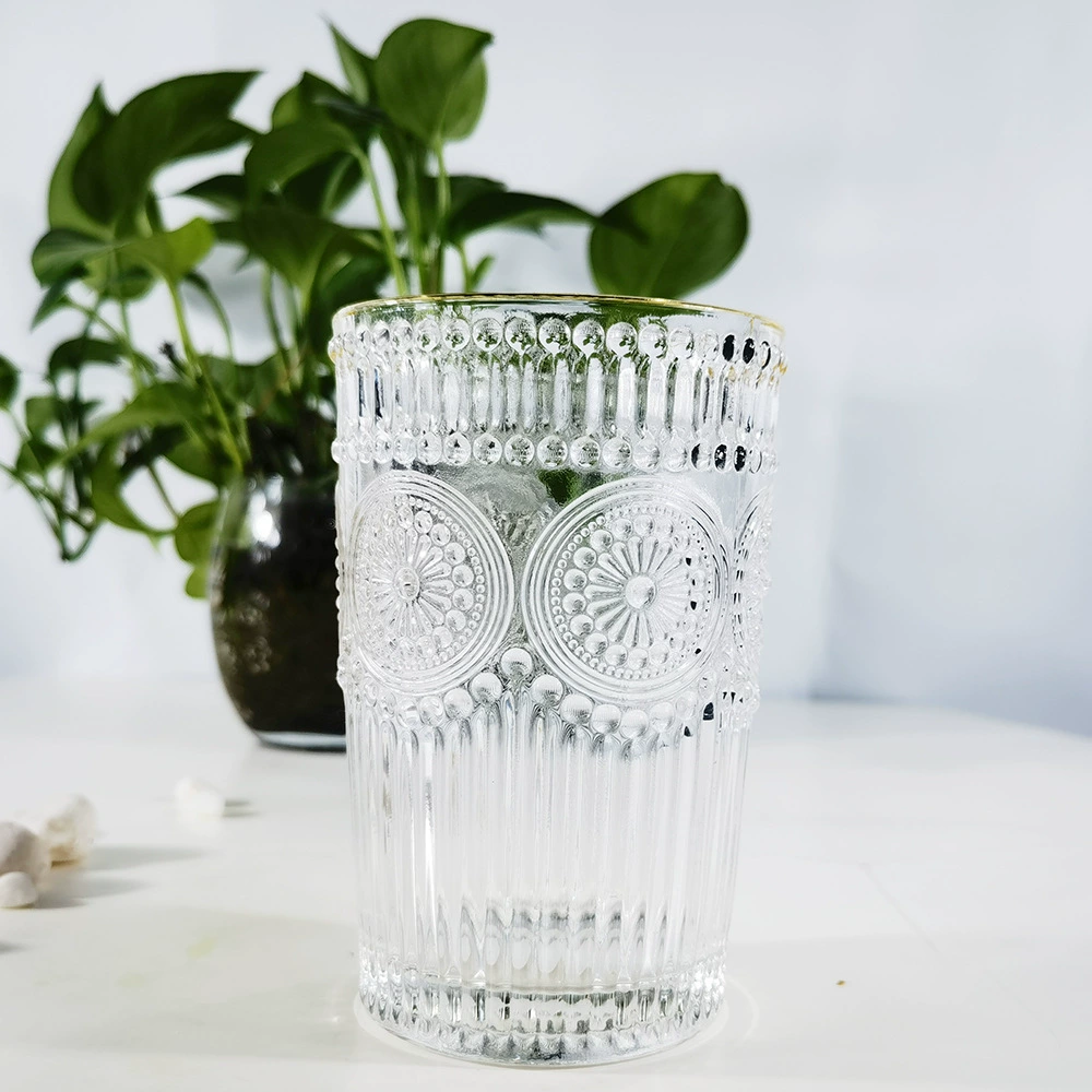 Transparent wineglass solar-powered, glass for a tea shop