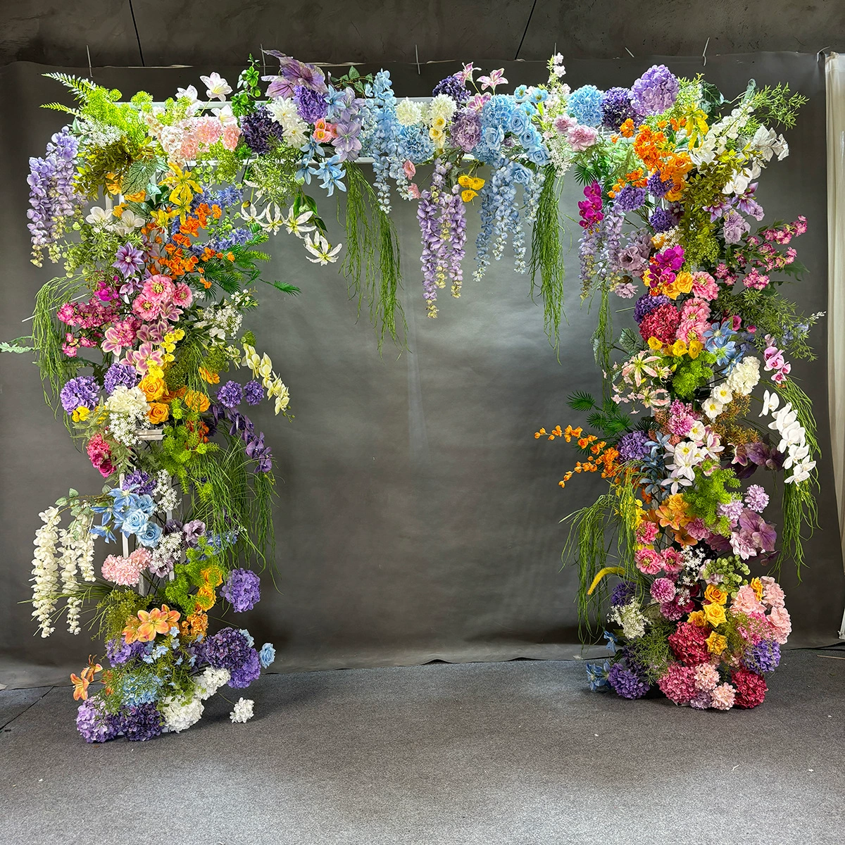 Цветочный ландшафт в садовом стиле Моне, шелковые цветы, торговый центр, реквизит для выставок, фото, оформление окон, цветочная дорожка, цветочная дорожка.