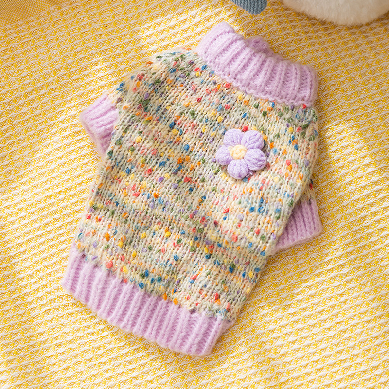 Otoño y invierno gatos puntos de hilo colorido flores pareja suéter perros cálidos camisetas de punto flores Teddy ropa de mascotas