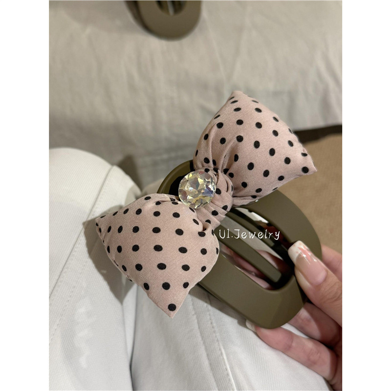 Youyijia: Good-Looking and Practical for Photos, Classic Polka Dot Sponge Bow Hair Clip, Retro Rhinestone Pinch Clip Youyijia: Good-Looking and Practical for Photos, Classic Polka Dot Sponge Bow Hair Clip, Retro Rhinestone Pinch Clip