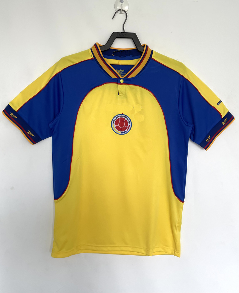 2001 Colombia en casa