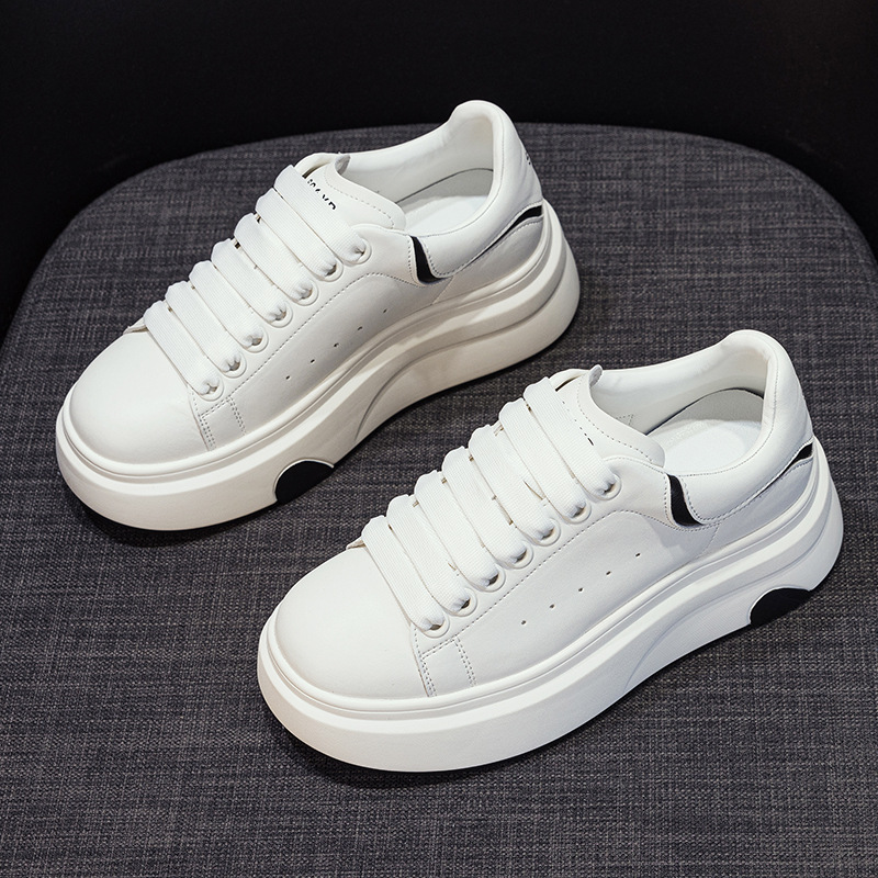 Giày sneaker nữ đế dày thời trang mùa xuân 2026 thiết kế cá tính tăng chiều cao — M2708 màu xám, M2708 màu đỏ, M2708 màu đen
