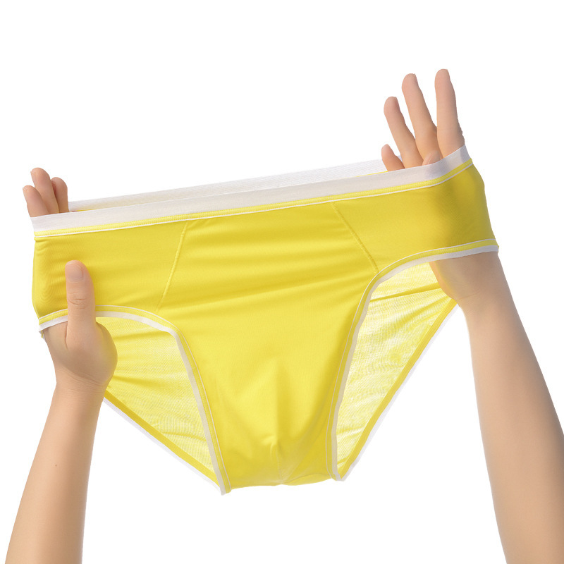 Men's Ice Silk Breathable Comfortable Briefs Mid-Waist Shorts Skin-Friendly Soft Youth Underwear Boys' Underpants Men's Ice Silk Breathable Comfortable Briefs Mid-Waist Shorts Skin-Friendly Soft Youth Underwear Boys' Underpants