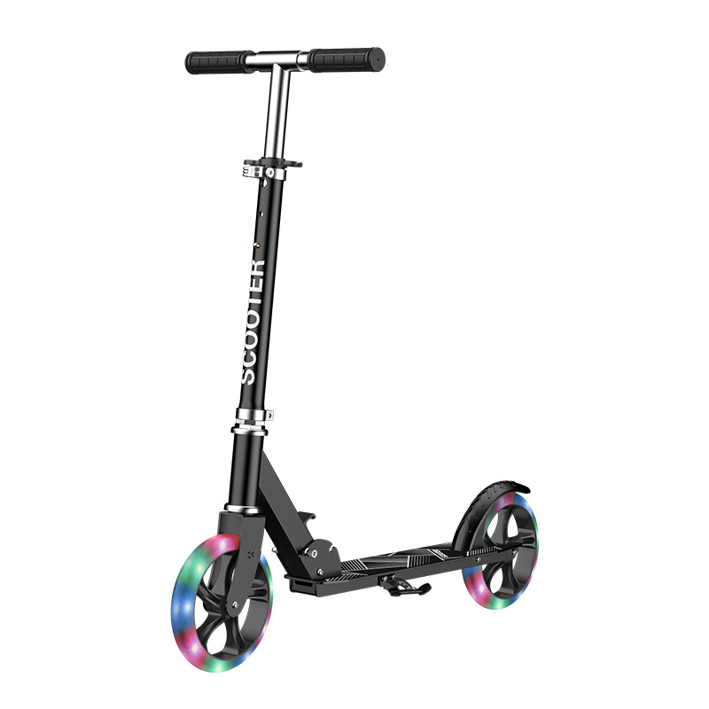 Rueda intermitente nuevo scooter para adultos de dos ruedas para que los jóvenes aprendan el scooter plegable del campus
