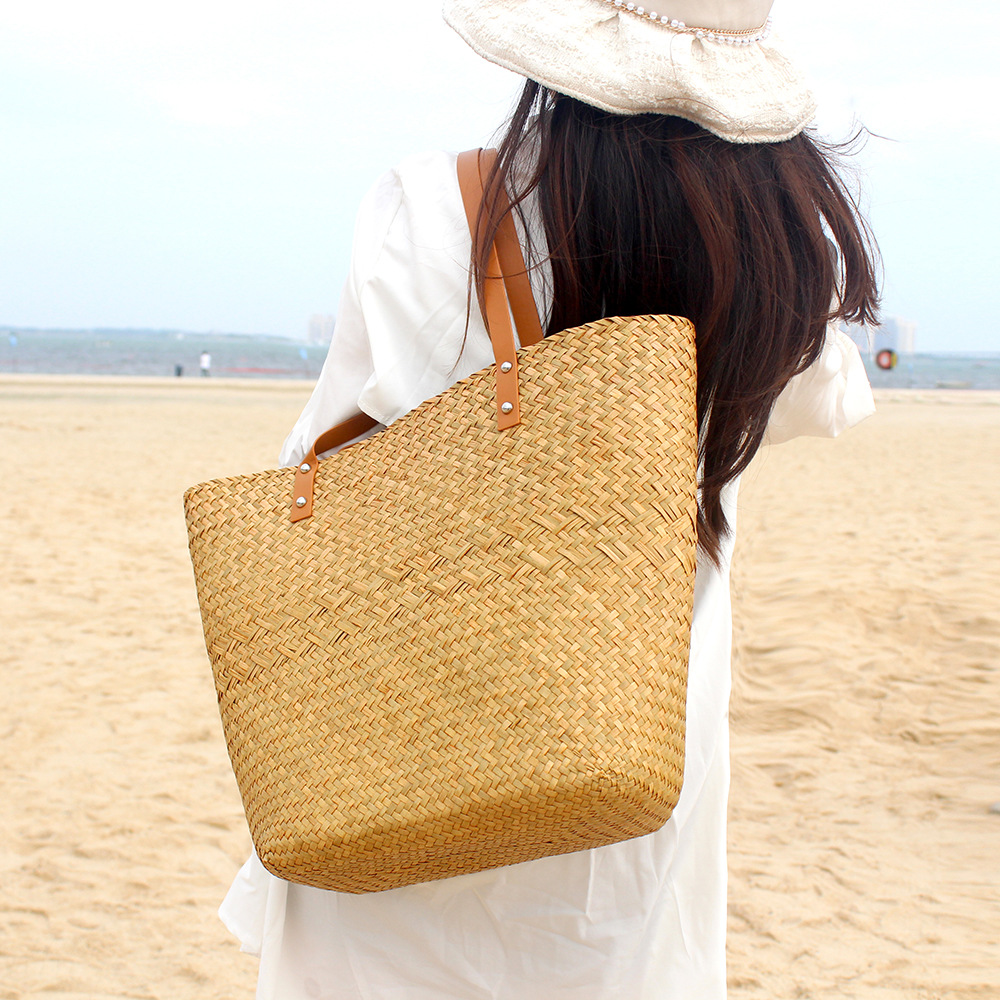 Hand-Woven Straw Bag - Handmade Shopping Tote, Beach Handbag, Shoulder Bag For Women, Large Capacity Casual Vacation & Travel Bag - Thumbnail 3