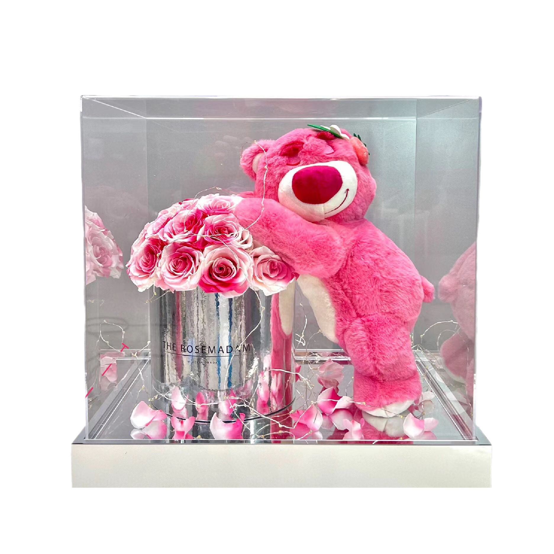 Popular popular en línea chino regalo de San Valentín flor eterna fresa oso abrazo cubo Rosa decoración de flores reales
