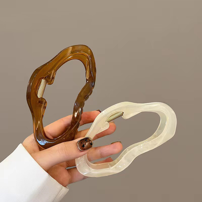 Women's Casual Simple Style Clouds Plastic Hair Claws display picture 5