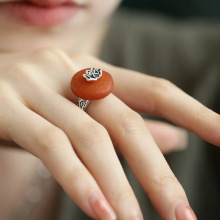 天圆地方天然蜜蜡小柿饼戒指中国风镀银做旧不对称方圆枕气