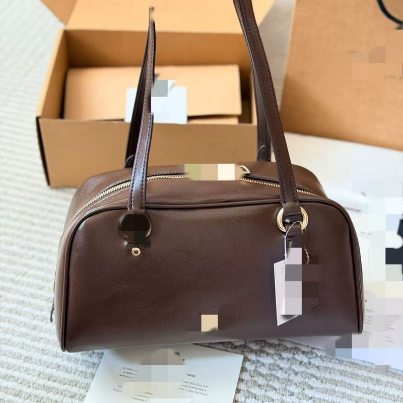 2026 New Women's Bowling Handbag Retro Underarm Baguette Bag Single Shoulder Shopping Bag Trendy Tote Bag 2026 New Women's Bowling Handbag Retro Underarm Baguette Bag Single Shoulder Shopping Bag Trendy Tote Bag