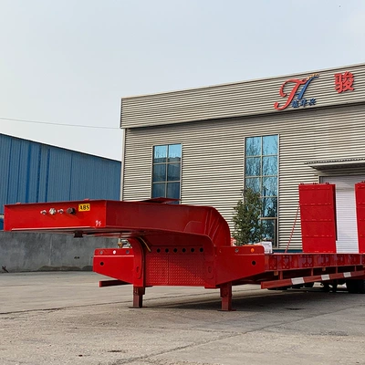 Three-axle engineering machinery transport Ağır yük qoşquları
