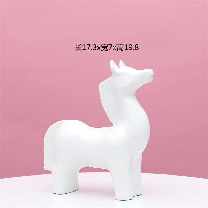 Nórdico cerámica decoración del hogar creativo caballo artesanía decoración salón TV gabinete vino gabinete de cerámica regalo al por mayor