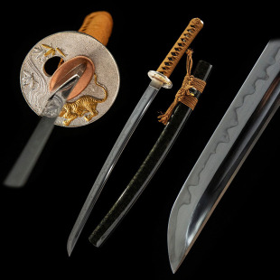 �����{����ض̵���ʿ�߲�С����һ�w呴�С��wakizashiδ�_��