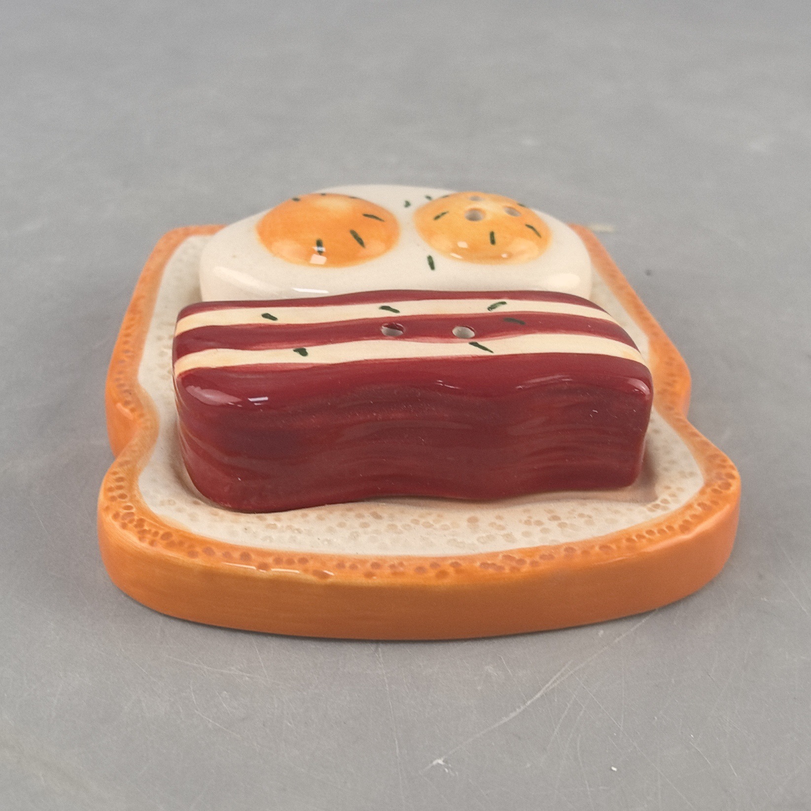 Cerámica creativa simulación de pan tostado botella de sabor especial ins adorable alto valor artesanía de cerámica regalo de mano