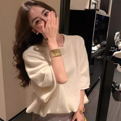 港米服饰/2025秋季新款柔软羊毛针织衫女宽松毛衣内搭中袖上衣秋