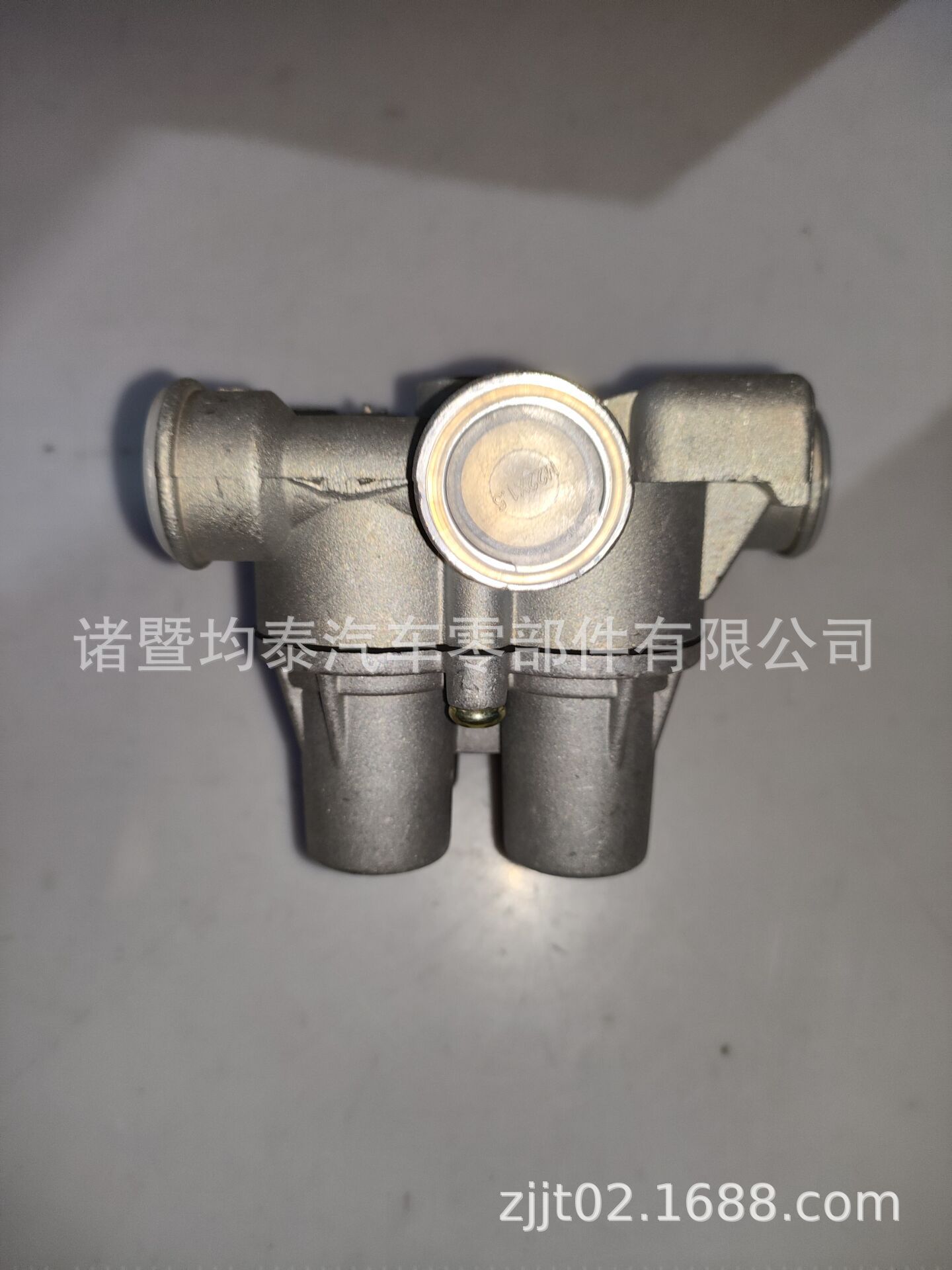 74ABF590619A5D3C3676517BD4BB79