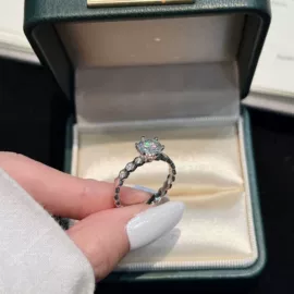 戒指;手链;手串