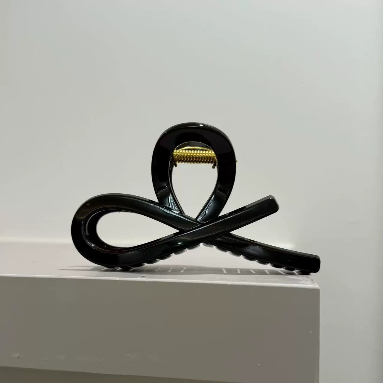 Пластина из акрила quality кривок пальт, большой зажим для волос, акула, аксессуар для волос, Южная Корея, простой и элегантный дизайн, оптовый