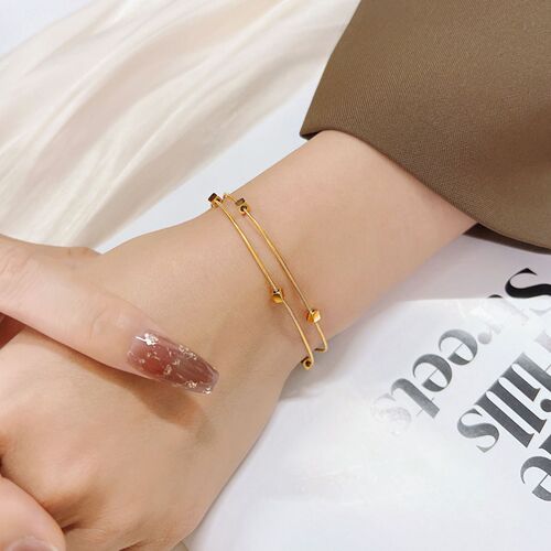 Advanced simple gold three-dimensional small square double-layer snake bone bracelet for women 18k gold-plated titanium steel non-fading ins fashion