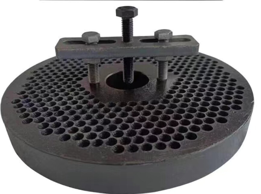 Accesorios de granulador de alimentación, discos de molienda, rodillos de prensa, tolva de piel, condensador, motor, placa de conexión del eje trasero, etc.