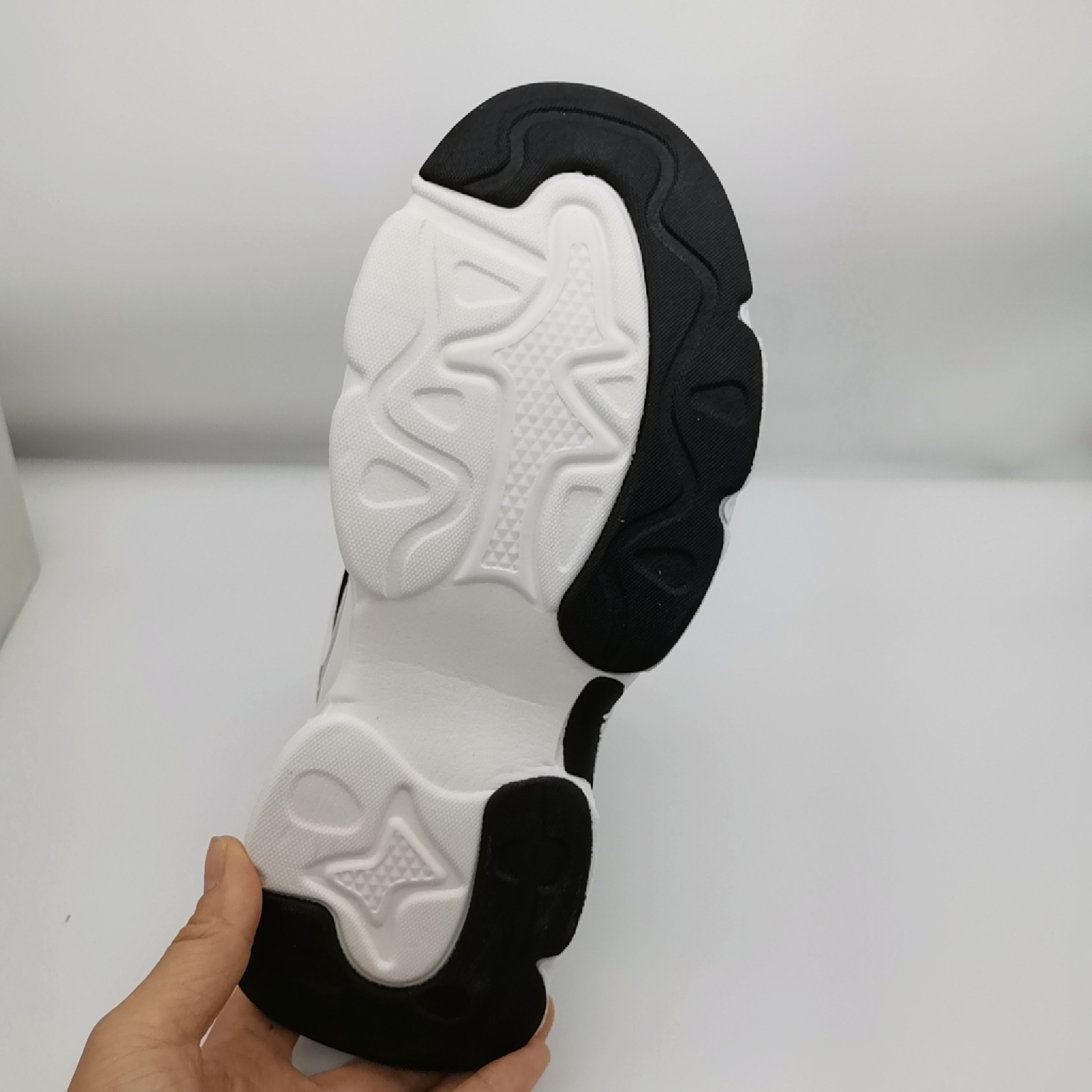 Fujian zapatos de hombre de doble malla transpirables zapatos deportivos casuales zapatos de carreras de estudiantes de moda con suela suave zapatos de carreras ligeros versátiles