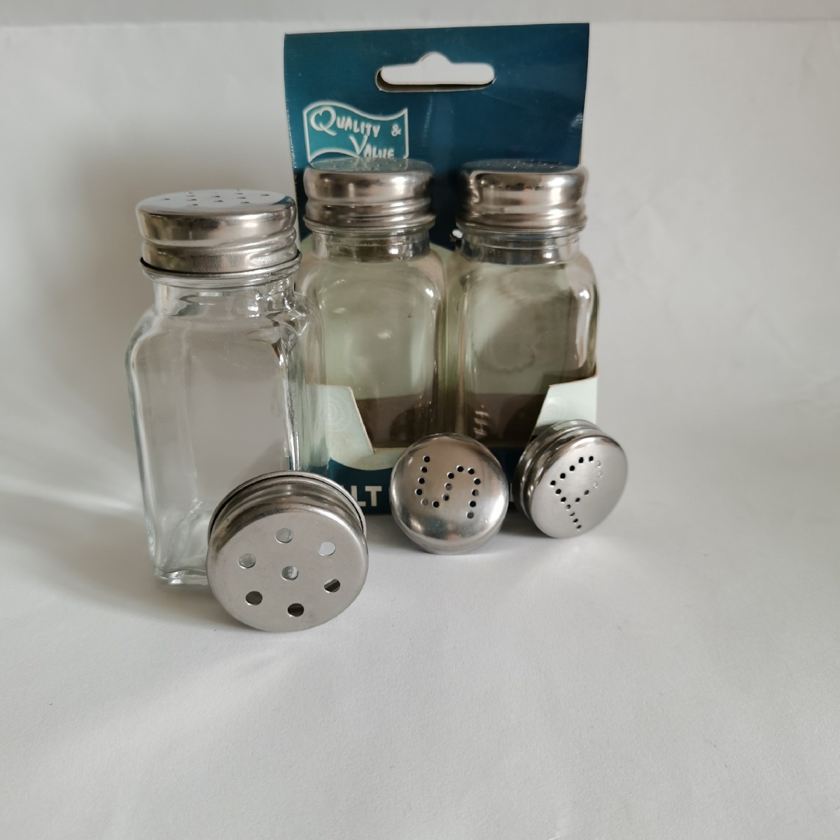 玻璃调味瓶    玻璃调味罐   多孔椒盐调味瓶    蝴蝶盖调料瓶